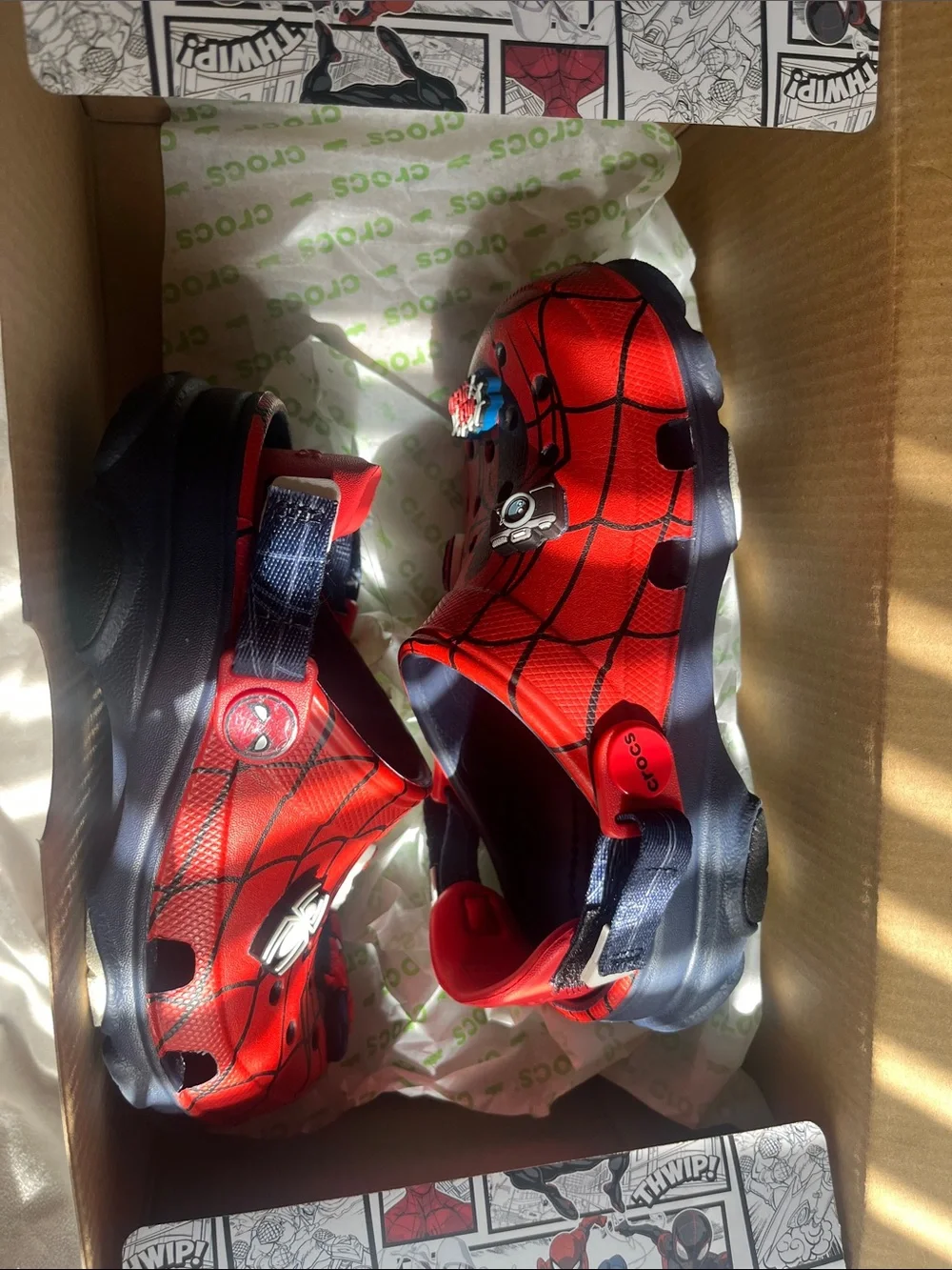 11c CROCS Kids Spider-Man Red and Navy Lightweight Clogs